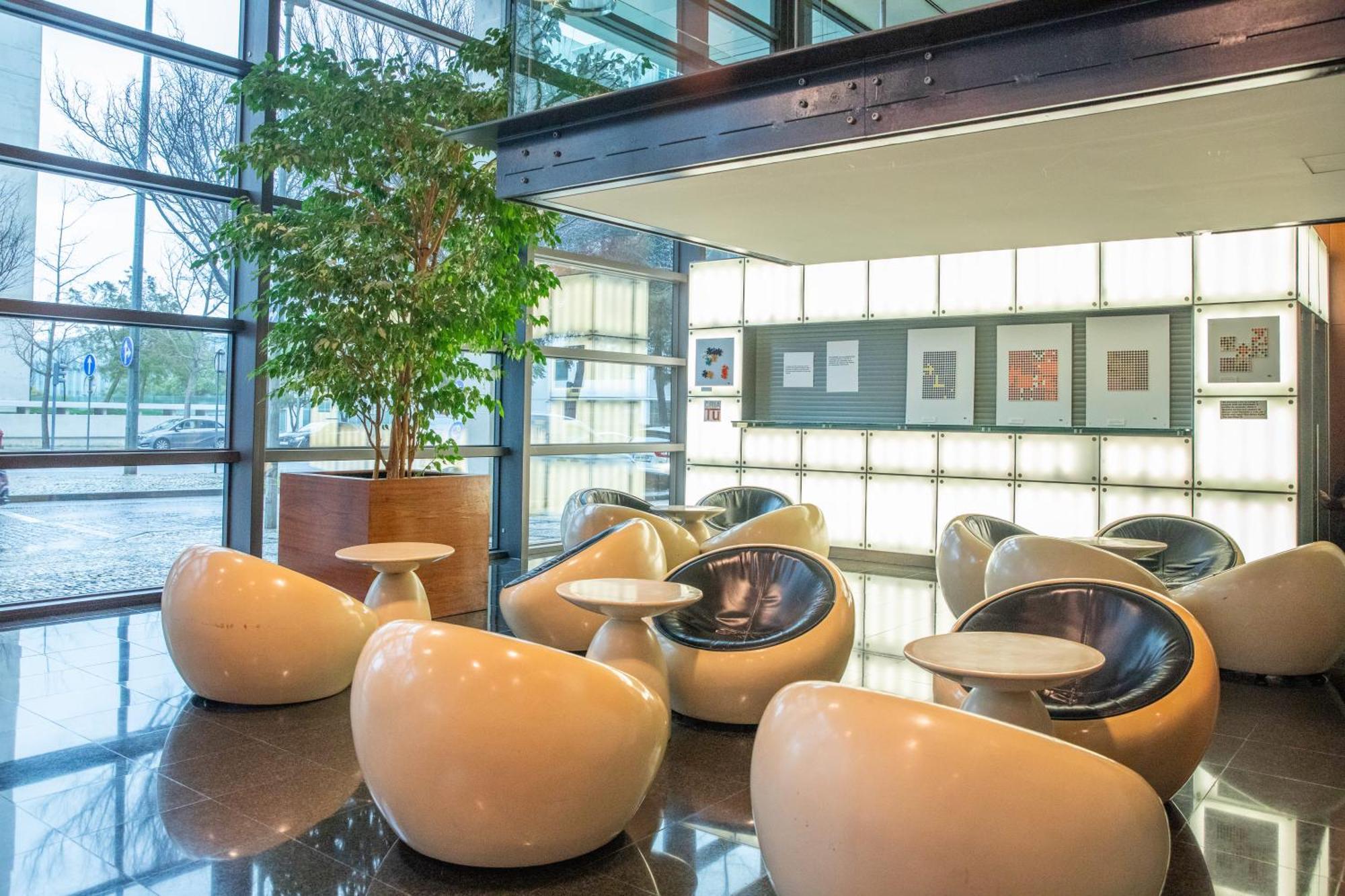 Hotel Vip Executive Arts 4*